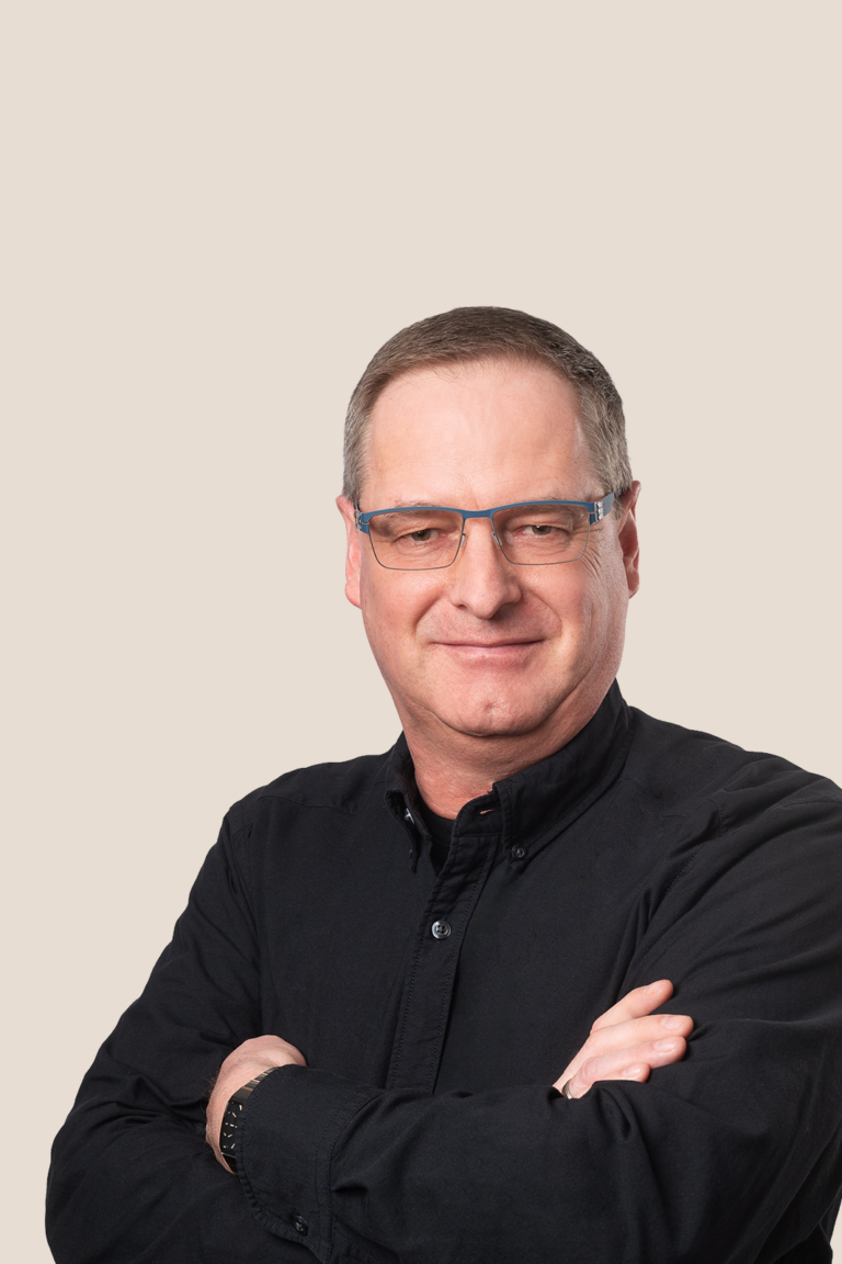 MaikSchoenfeldt_HON_neutral_032026